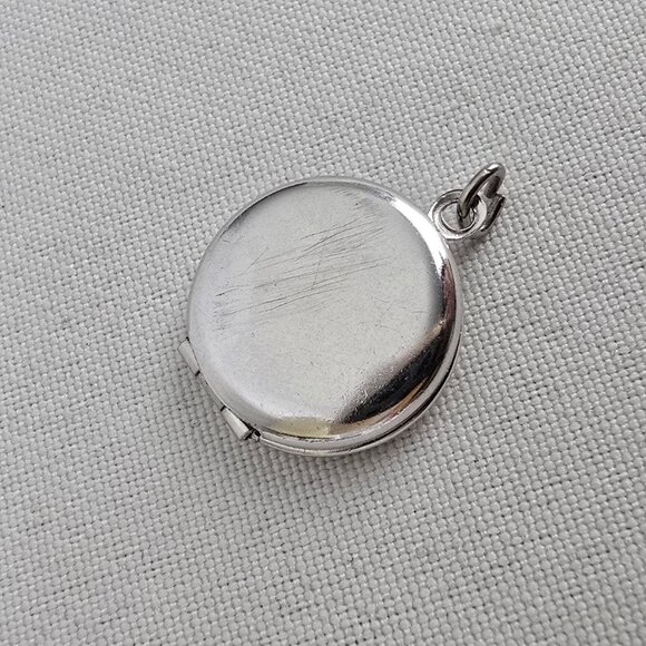 Vintage 925 Sterling Silver Locket Bracelet Charm - Picture 2 of 5